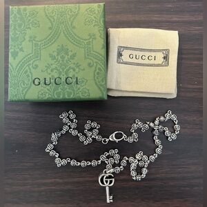 Gucci 
GG Marmont key pendant necklace